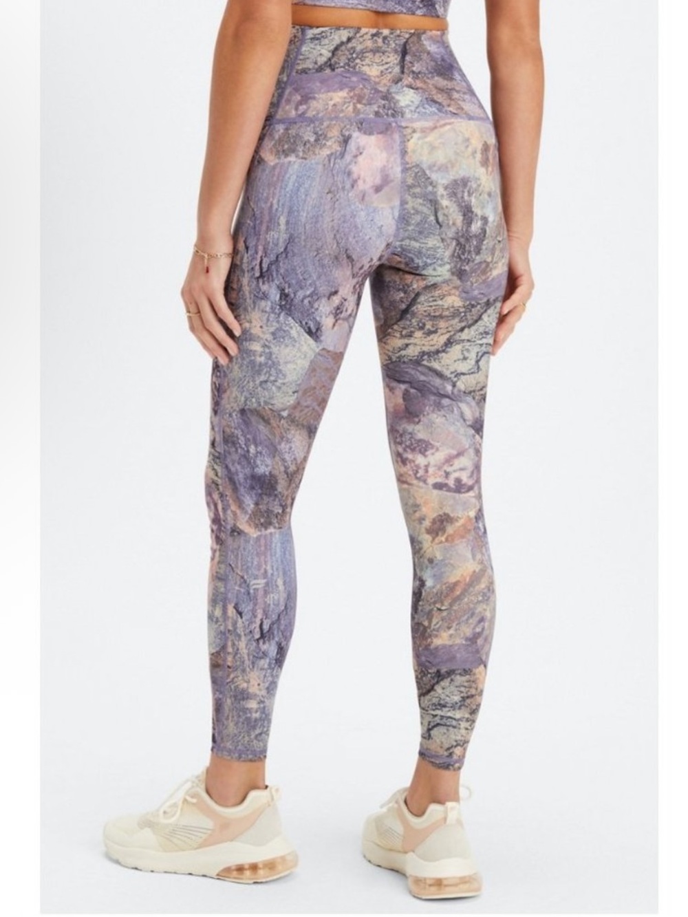 NWT Fabletics Define Ultra High Waisted Size 7/8 L - Picture 2 of 5